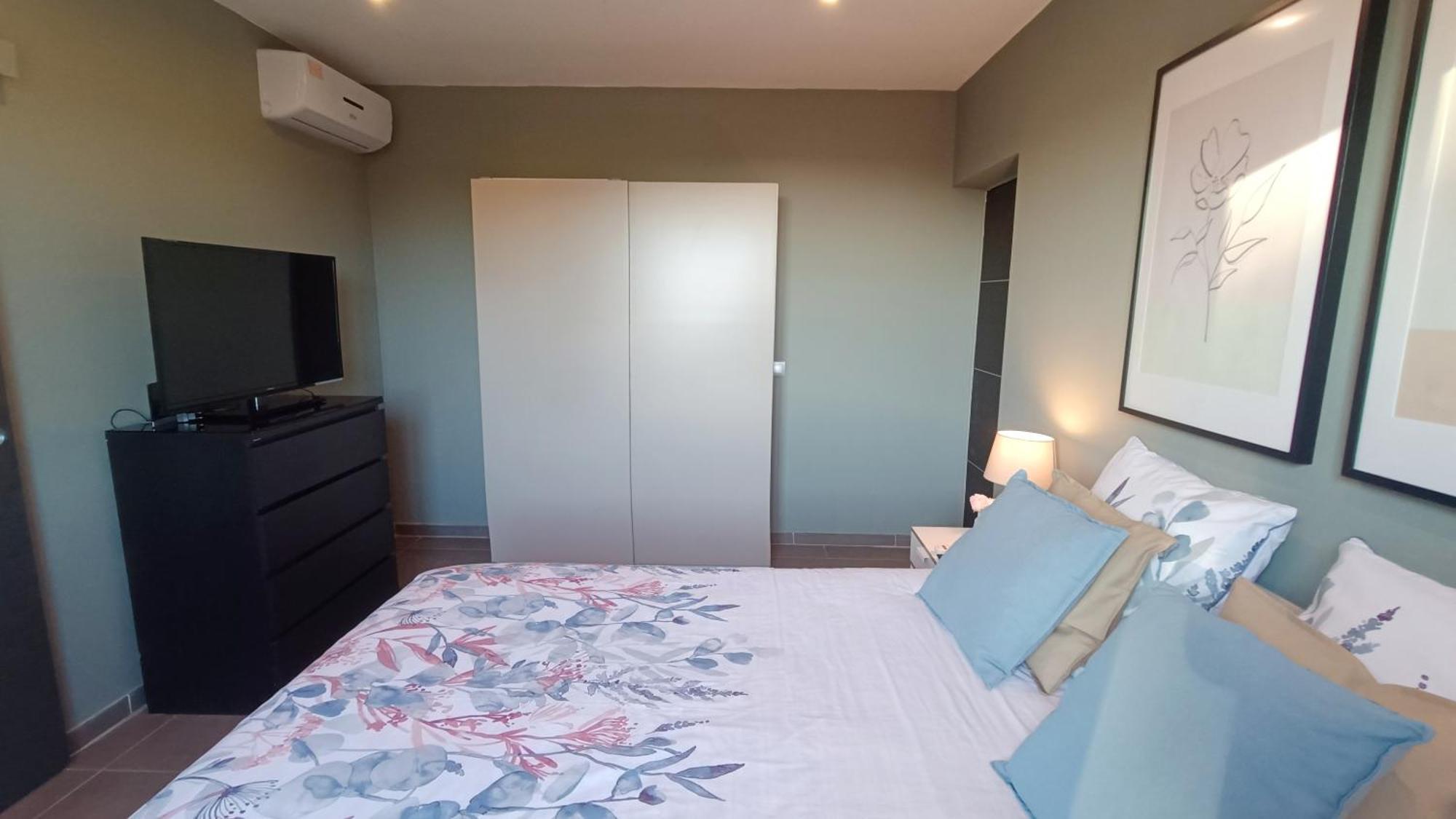 Appartement Pinede Man Yelle Sanary-sur-Mer Exteriör bild